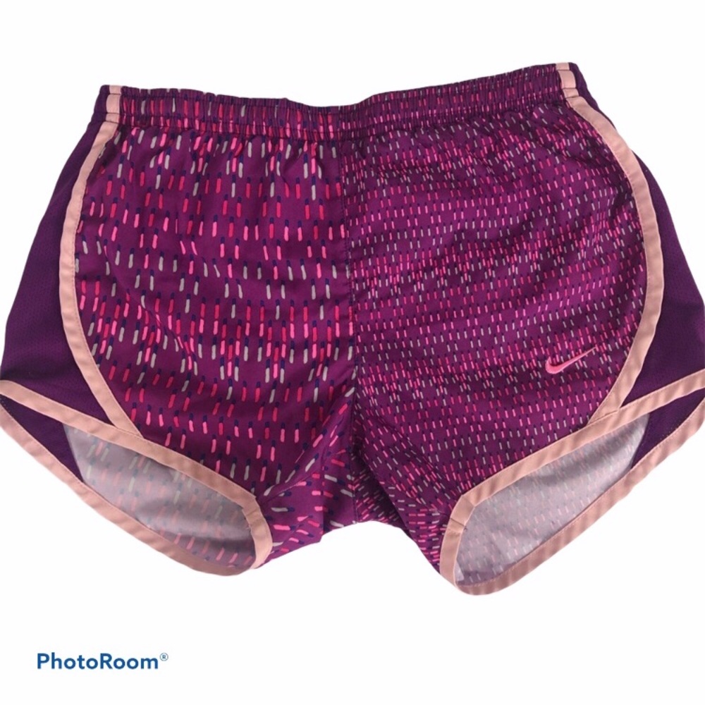 Nike Youth Girls Athletic Shorts Size Medium.